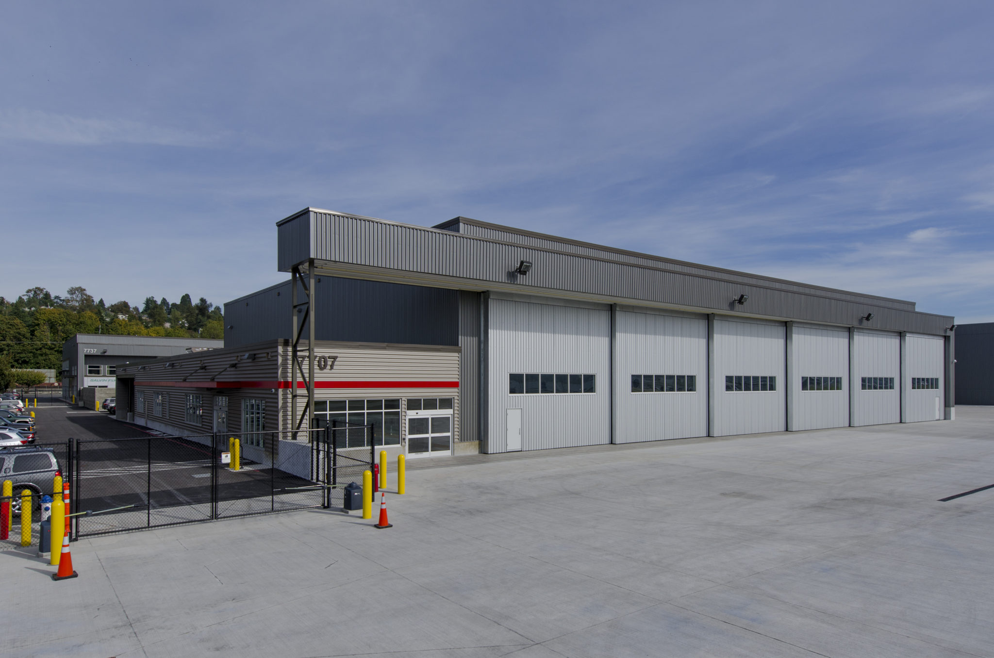 Costco Hangar Seattle, WA Exterior
